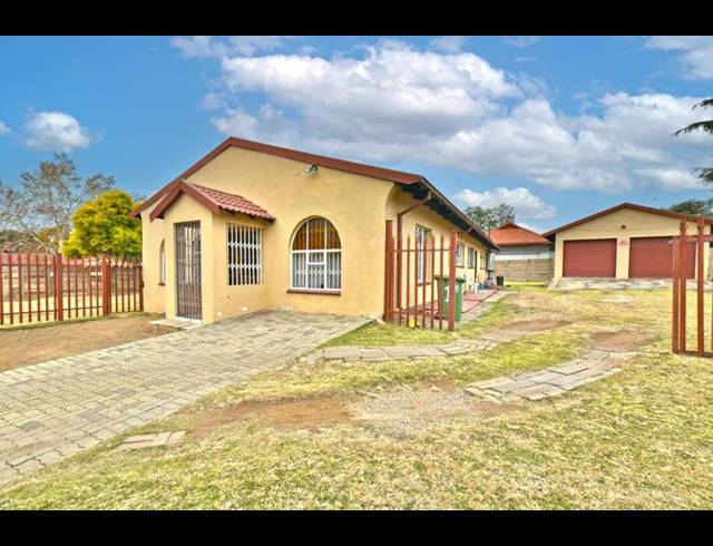 3 BEDROOM HOUSE FOR SALE IN BRACKENDOWNS